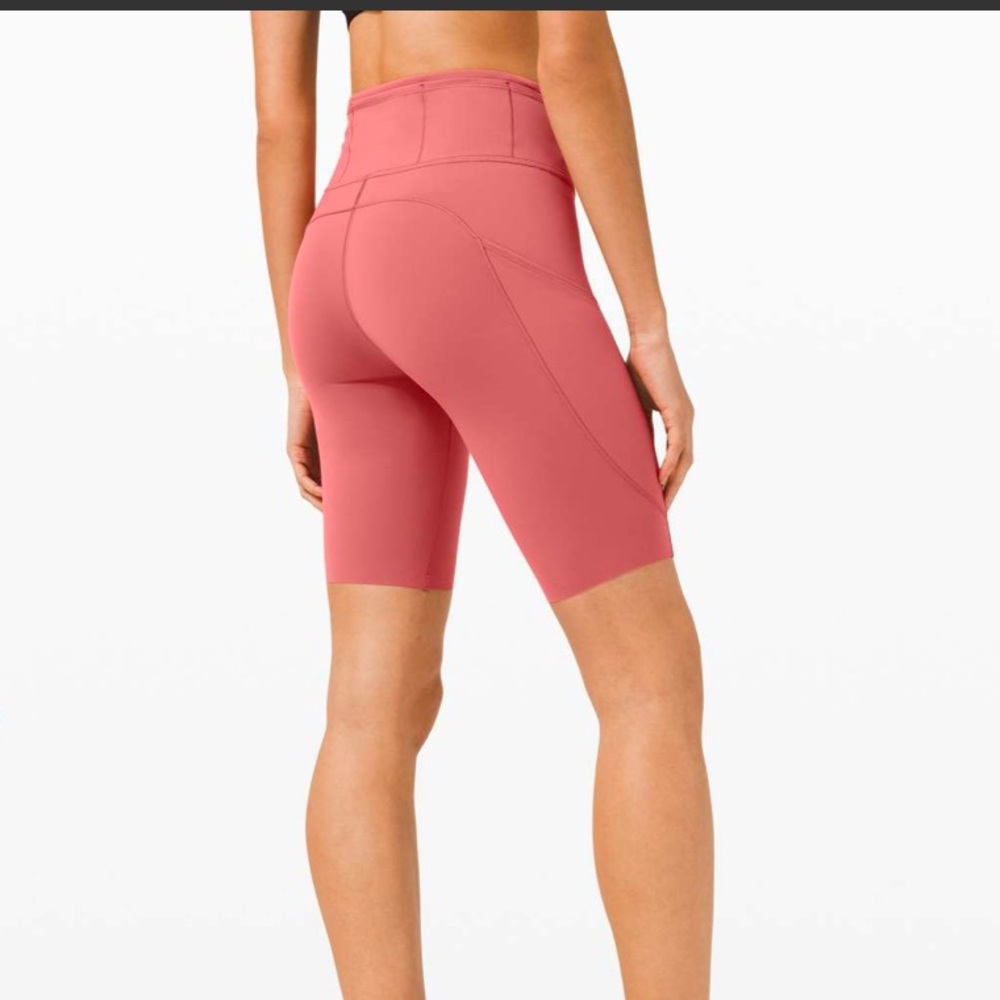 Lululemon fast and free high waisted running bike shorts with pockets size 6